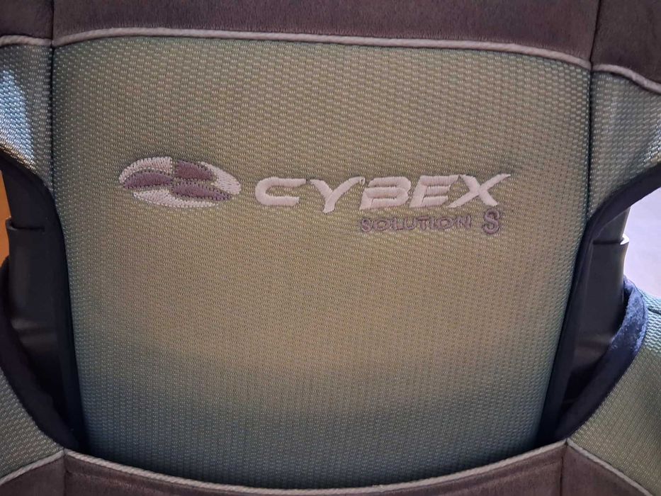 Fotelik CYBEX SOLUTION S rosnący wraz z dzieckiem.