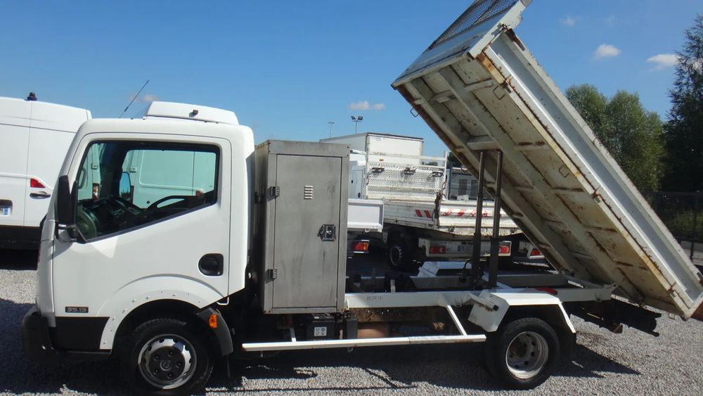 Nissan Cabstar  CABSTAR wywrotka duży kiper 330cm +skrzynia narzędziowa bliźniaki