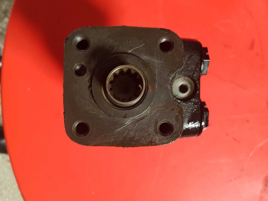 Orbitrol zawór sterowania CNH 84198243 CASE 47403484 CASE New Holland oeyginalny