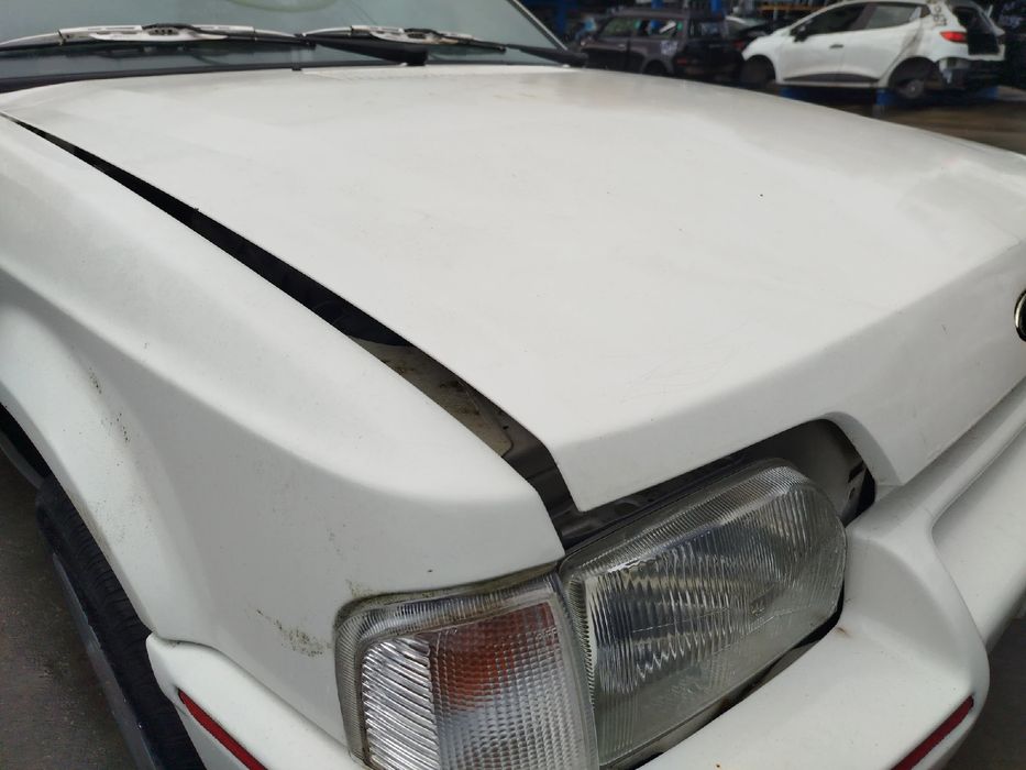 Capot FORD Escort IV Cabriolet (ALF)