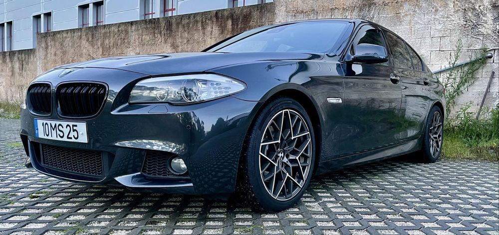 BMW Série 5 F10 Pack M (2010) | Full Extras | Ótimo Estado
