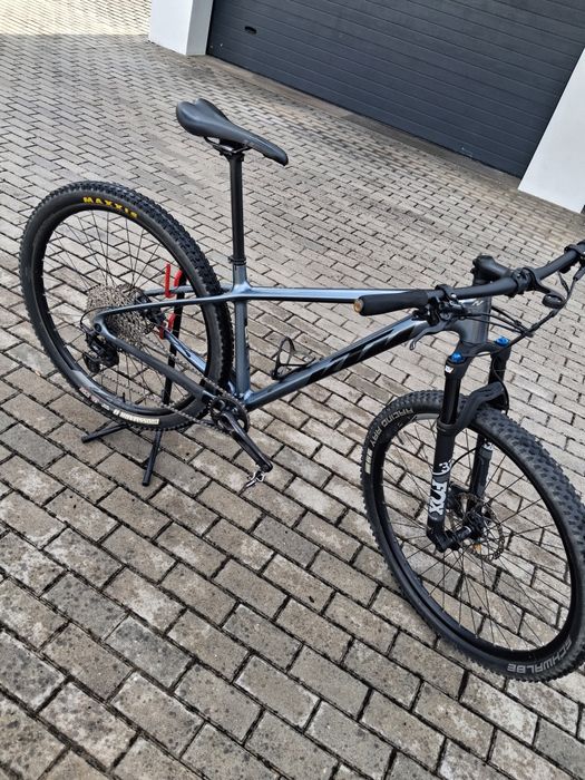 Bicicleta BTT KTM Myroon Elite
Equipada com Vendo bicicleta