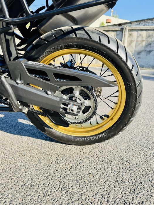 мотоцикл Honda Africa CRF1000 в оригіналі тільки з Японії