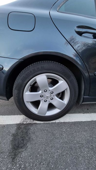 Mercedes Benz E220 CDI (w211)
