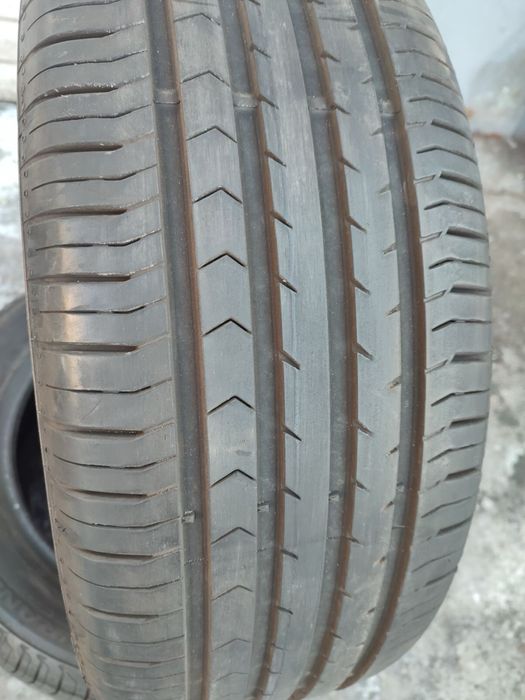 Резина 225/55 17 Continental ContiPremiumContact5 літо комплект