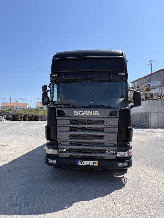 Scania 3 eixos 124L - 420