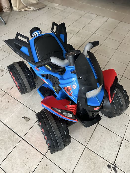 Moto 4 eletrica spiderman criança