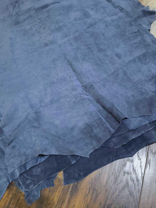 Відрізи шкіри натуральні.