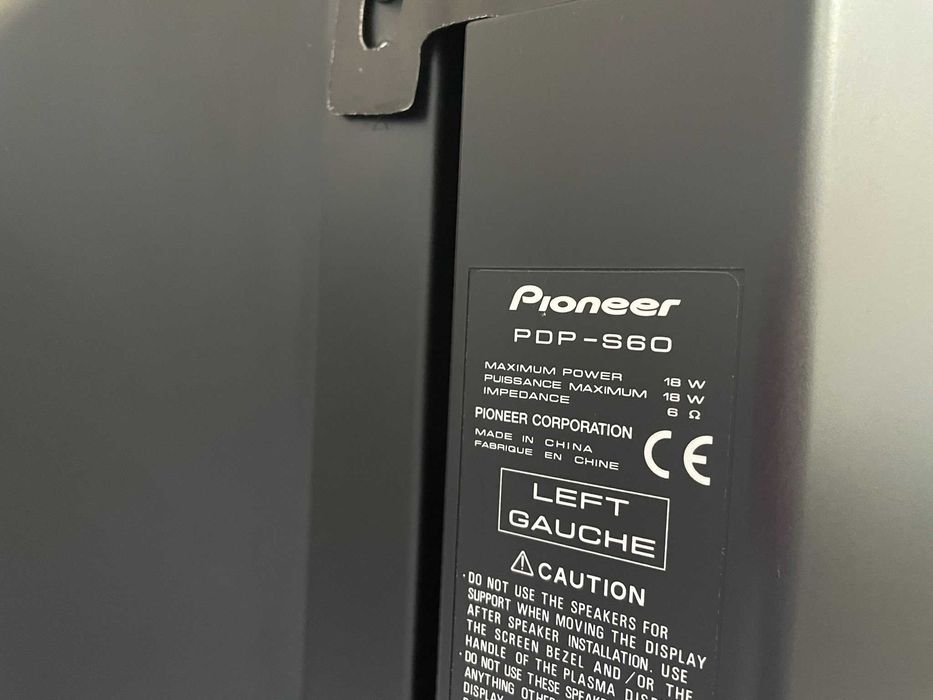 Televisão Pioneer PDP-LX5090 (50 polegadas) + suporte de pé