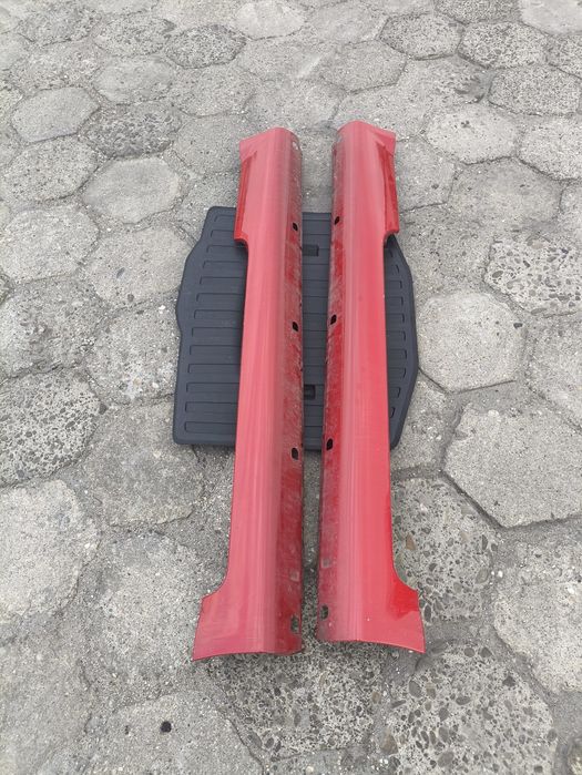 Listwy nakładki progowe progi Audi TT 8N