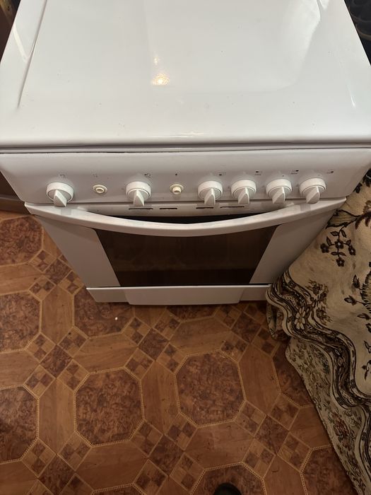 Газовая Плита  INDESIT.60cm.Доставка.
