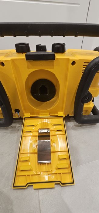 Radio budowlane DeWALT czytaj opis!