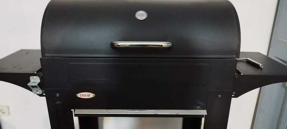 Barbecue "Imor" em ótimo estado, pronto a funcionar