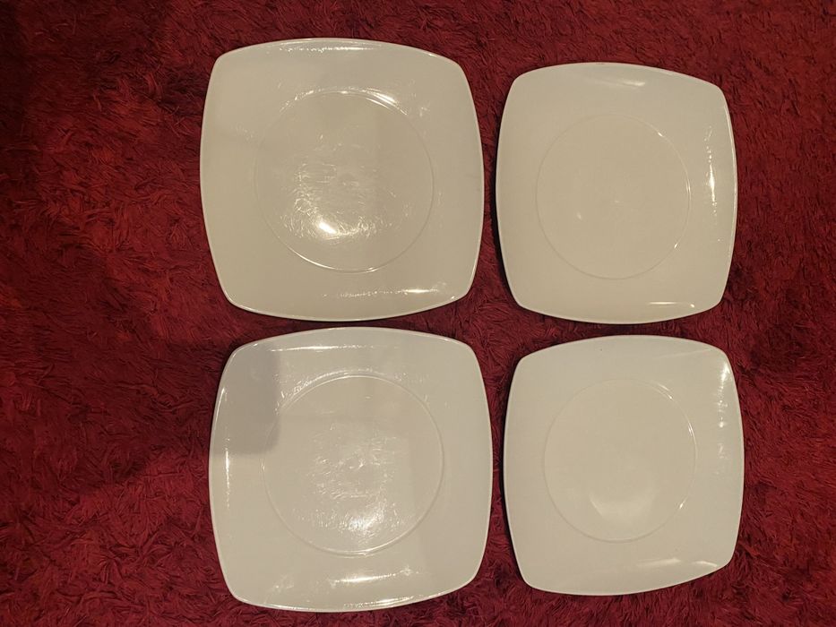 4 White Plates64750739300610120