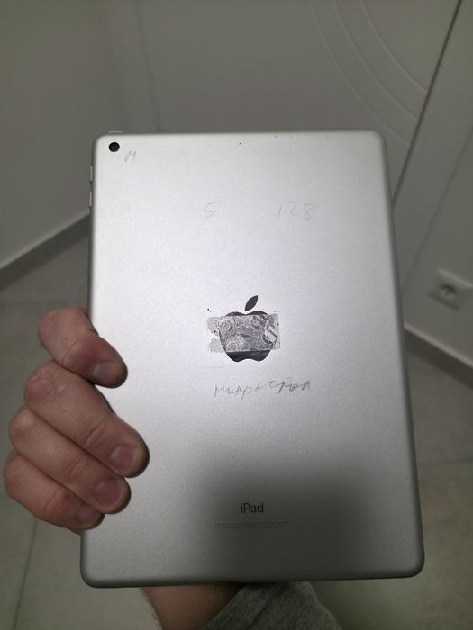 iPad 5 покоління. 2017 рік. 128GB. Silver. Гарантія