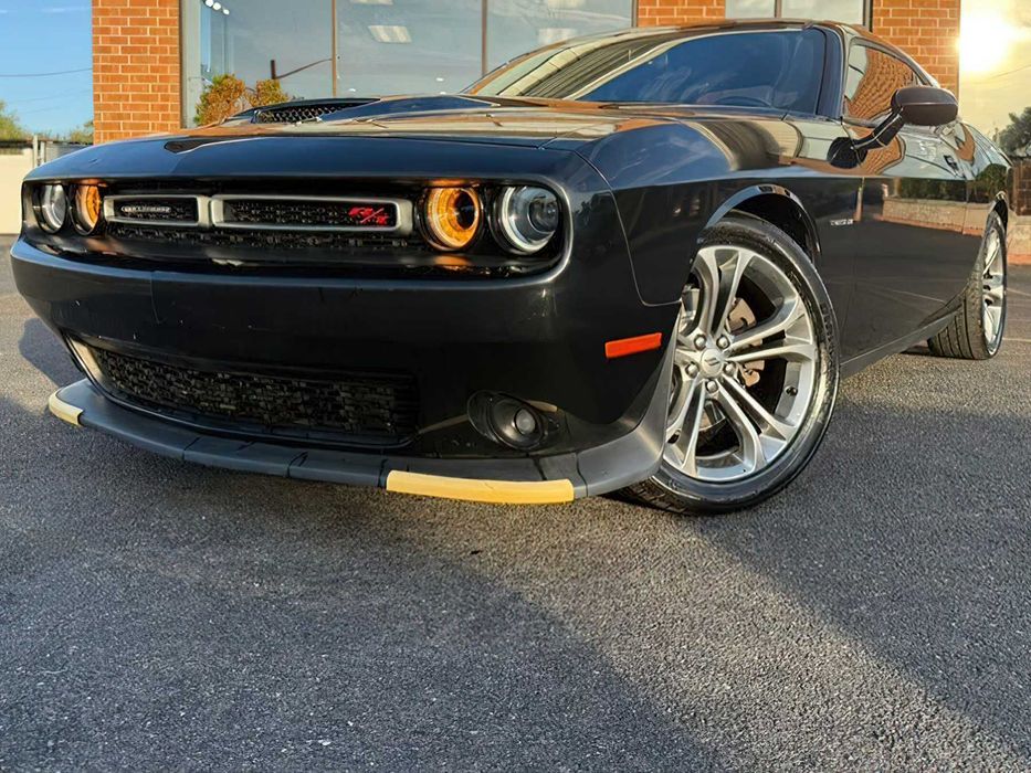 Dodge Challenger RT      2020