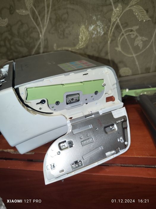 Продам фотопринтер cenon selphy