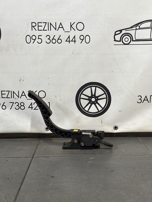 Педаль газу Kia Sorento 2.5 CRDI 2002-2010 р.