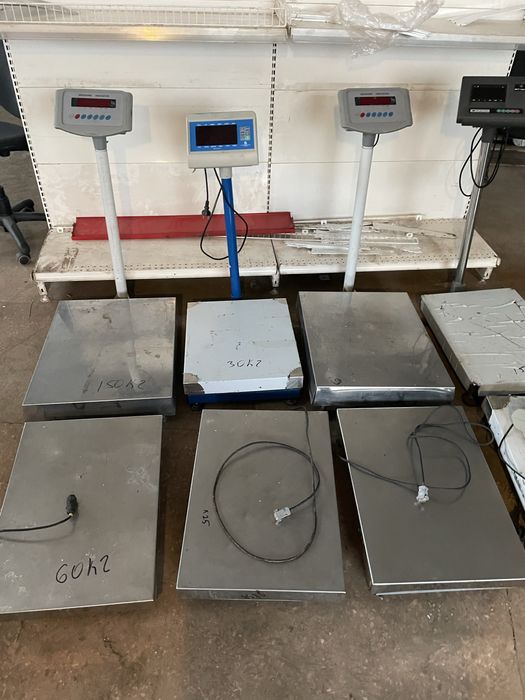 Весы напольные хорошее состояние