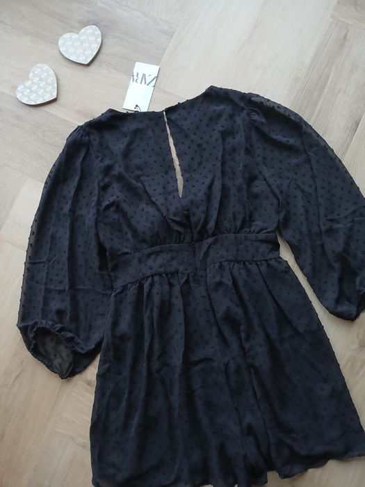 Czarny efektowny krótki kombinezon głęboki dekolt Zara M / 38