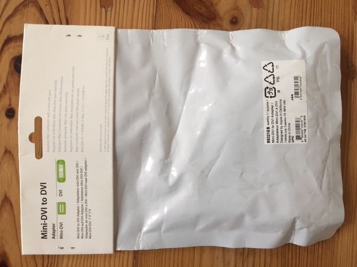 Adaptador Apple DVI to Mini DVI