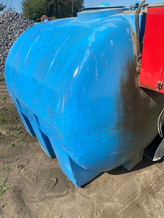 Zbiornik 5000l z dystrybutorem
