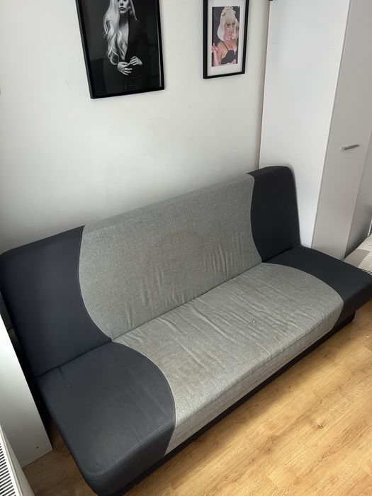 Wersalka szaro czarna rozkładana black red white uzywana
