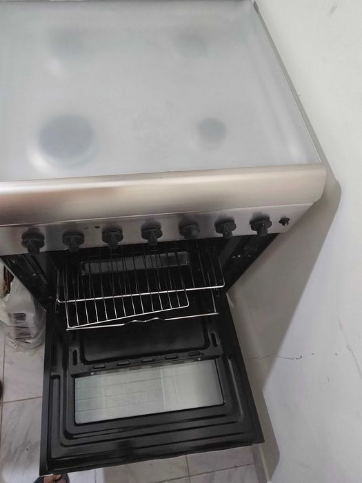 Fogão Meireles gas e forno electrico