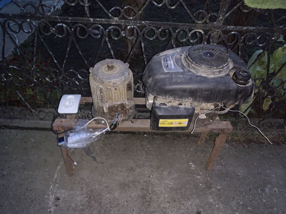 Продам саморобний бензиновий генератор +- 2квт
