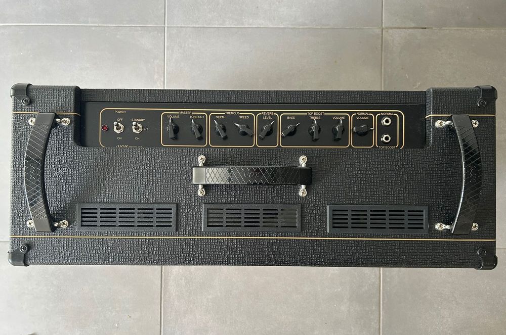 Amplificador Vox AC15 C2