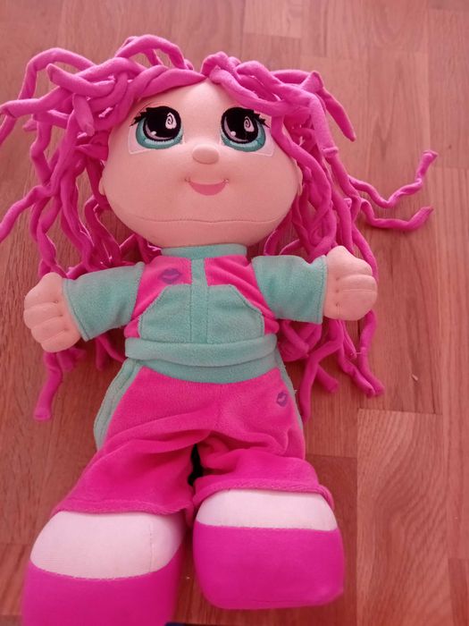 Boneca com Cabelo Rosa para Fazer Penteados