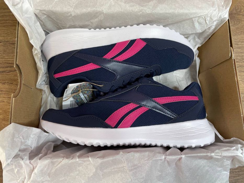 Жіночі кросівки Reebok, розмір 38,5.