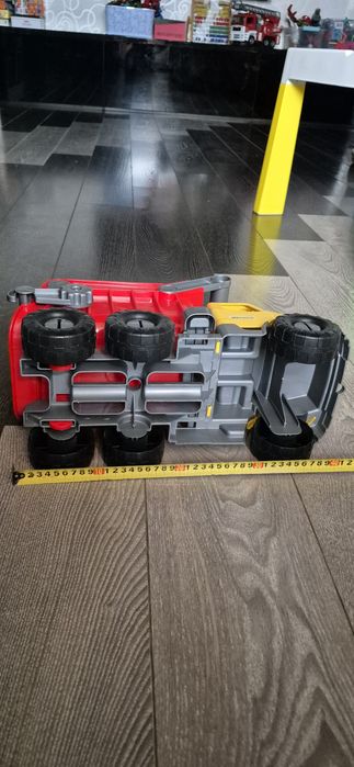 Машина дитяча джип