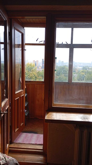 Продам 2-х комнатную квартиру на пр. Слобожанском