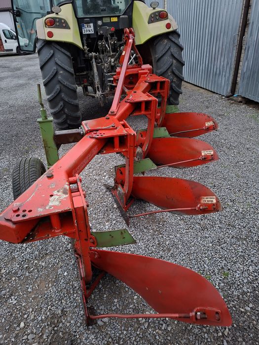 Pługi 4 skibowe Agro Masz