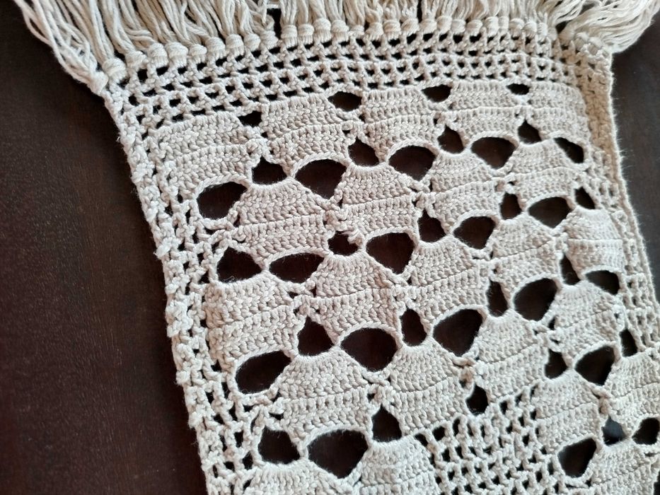 Two Rectangular Lace Panels431979049455472645