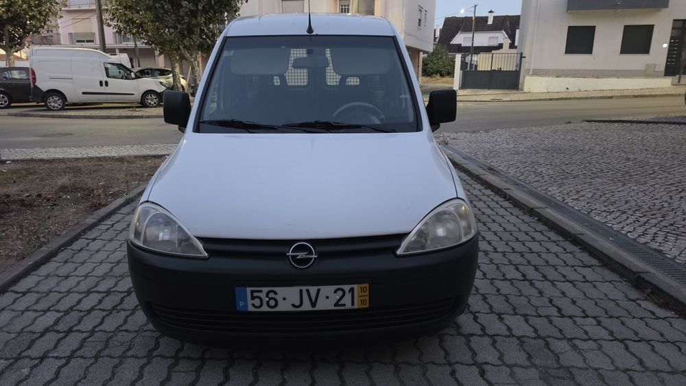 Opel combo  Ano 2010