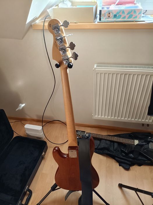 Fender  Gitara basowa precision4 strunowa USA