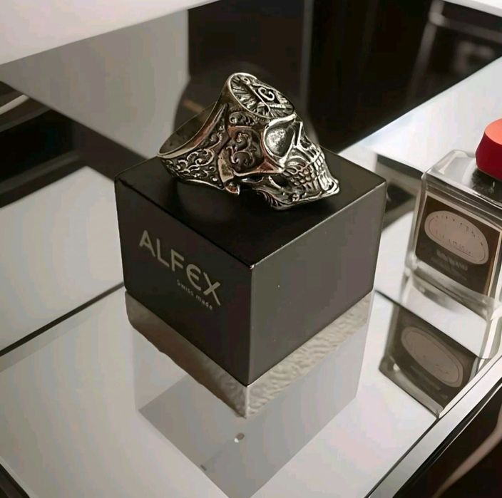 Печатка серебряная череп масона