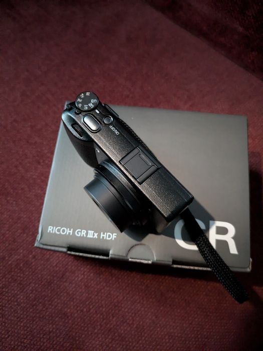 Ricoh GR IIIx HDF