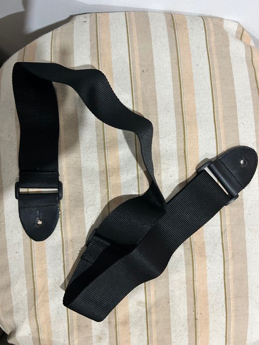 Correia para guitarra elétrica