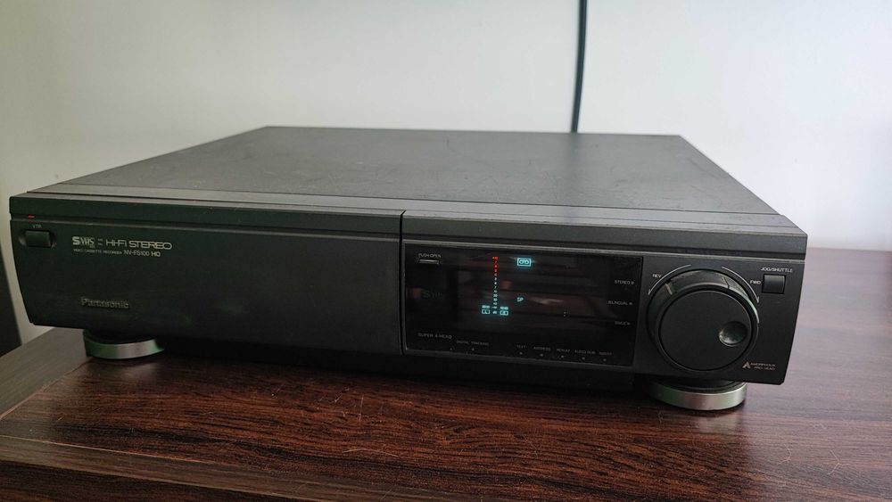 Magnetowid VHS Panasonic NV-FS100