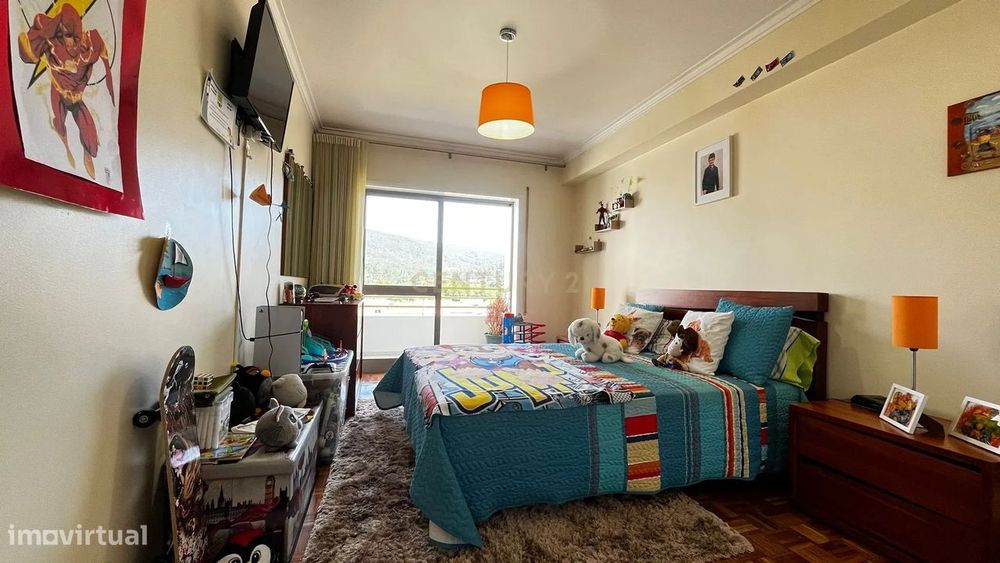 Apartamento T2 com Varanda e Vista em Viana do Castelo