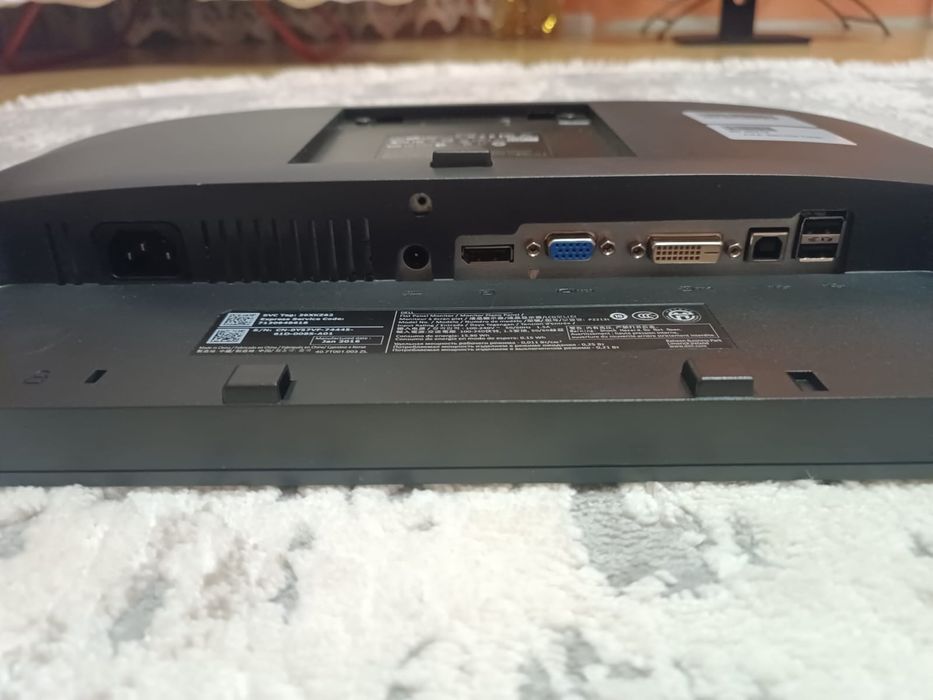 Монітор  Dell  22 FHD