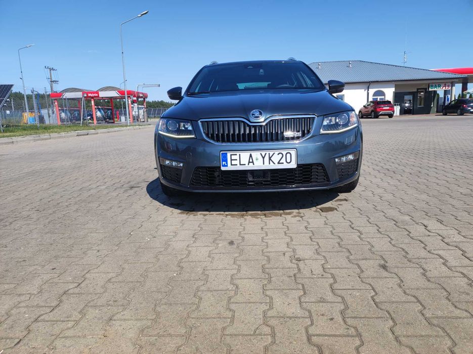 Auto osobowe skoda octavia