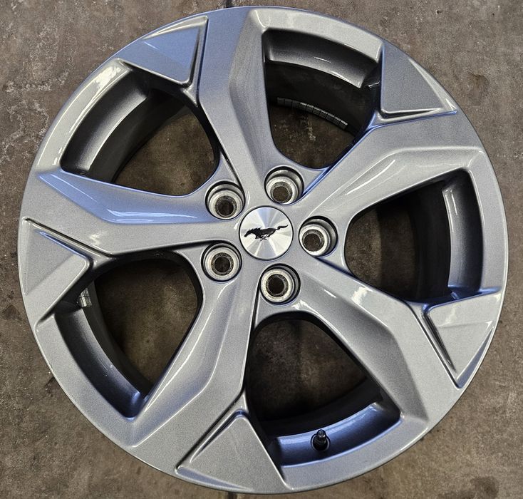 4x Felgi oryginalne 18 5x108 ET47,5 FORD MUSTANG MACH-E + czujniki TPM