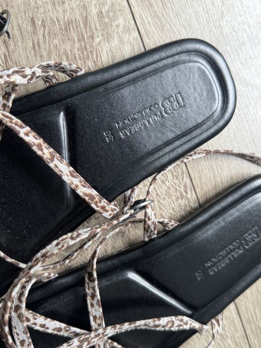 Pull bear сандаліі леопард нові