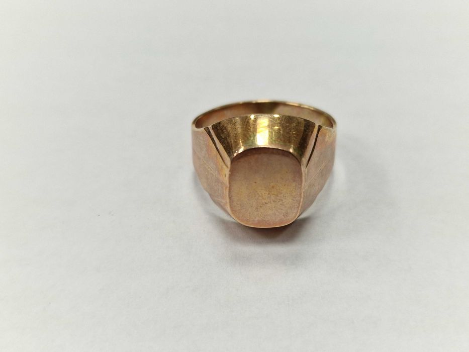 Złoty sygnet męski/ 585/ 6.68 gram/ R22/ Lite złoto/ Polska 1963-86