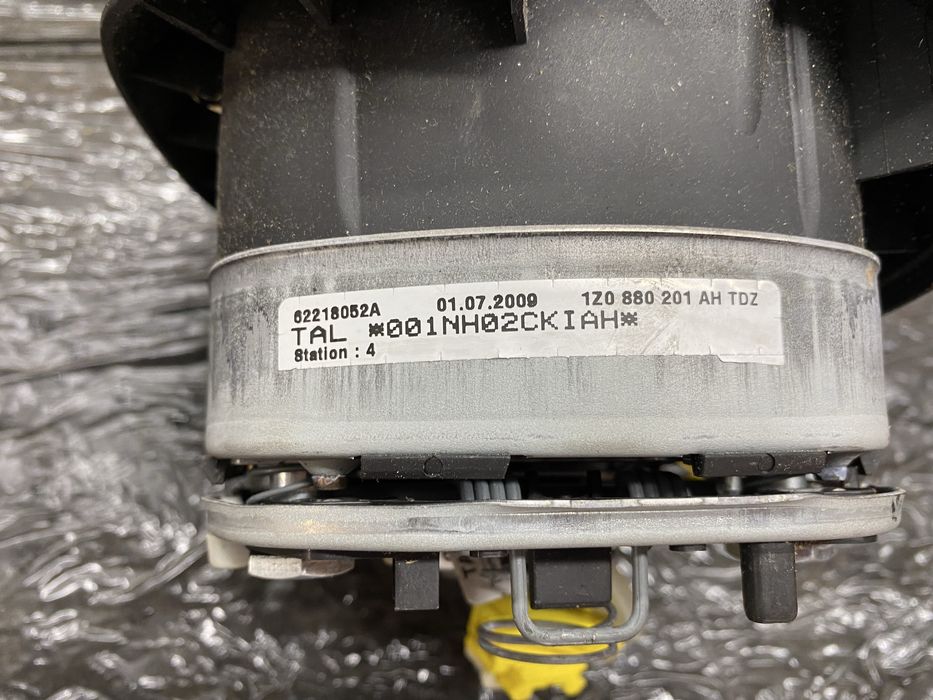 Подушка безпеки Skoda Fabia / Octavia A5