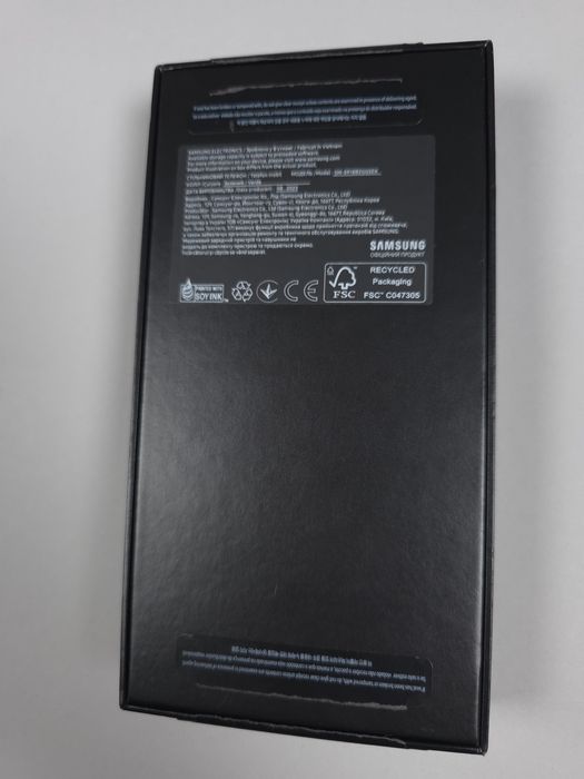 Телефон Samsung s23 ultra 12/256